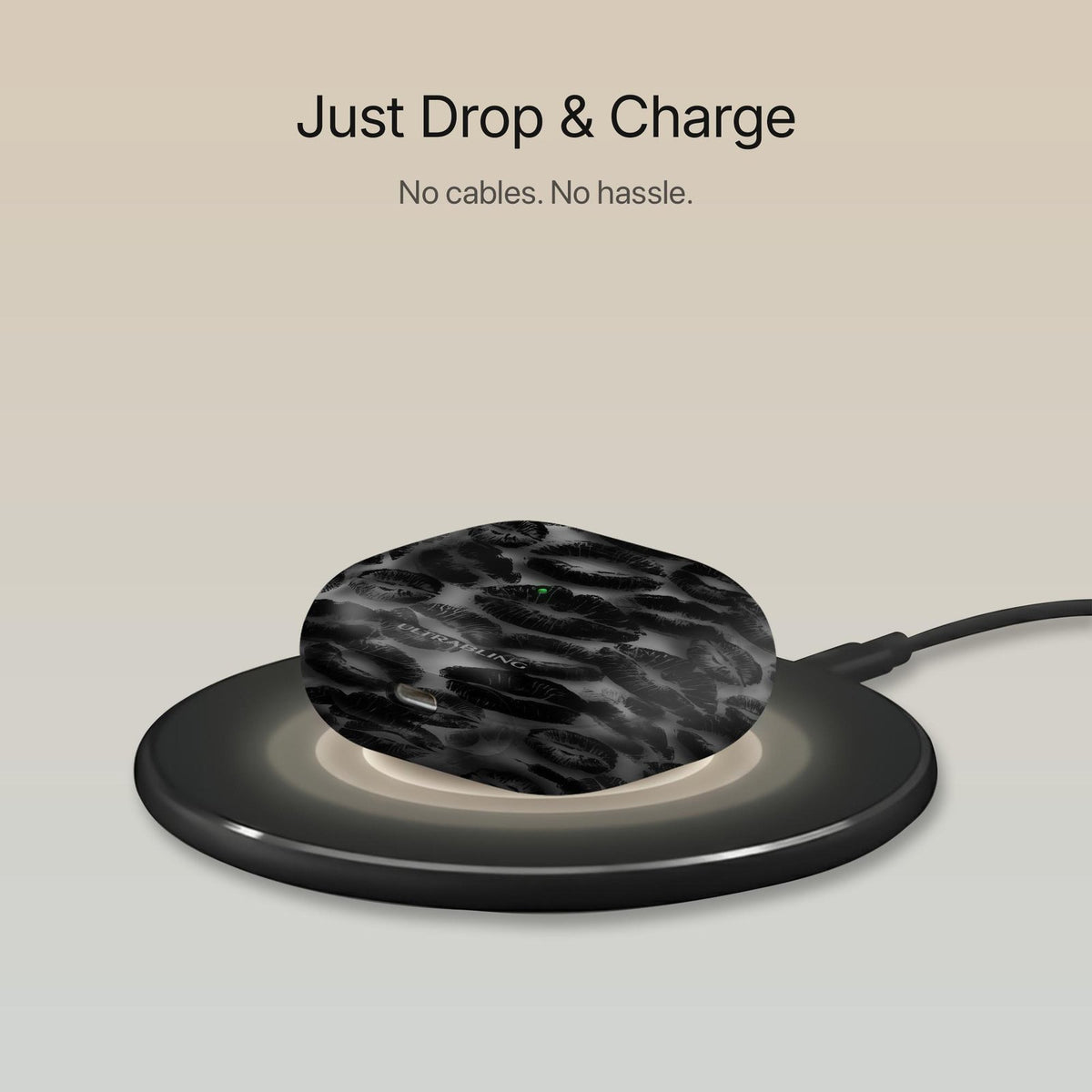 Blackout Kiss - AirPods Case