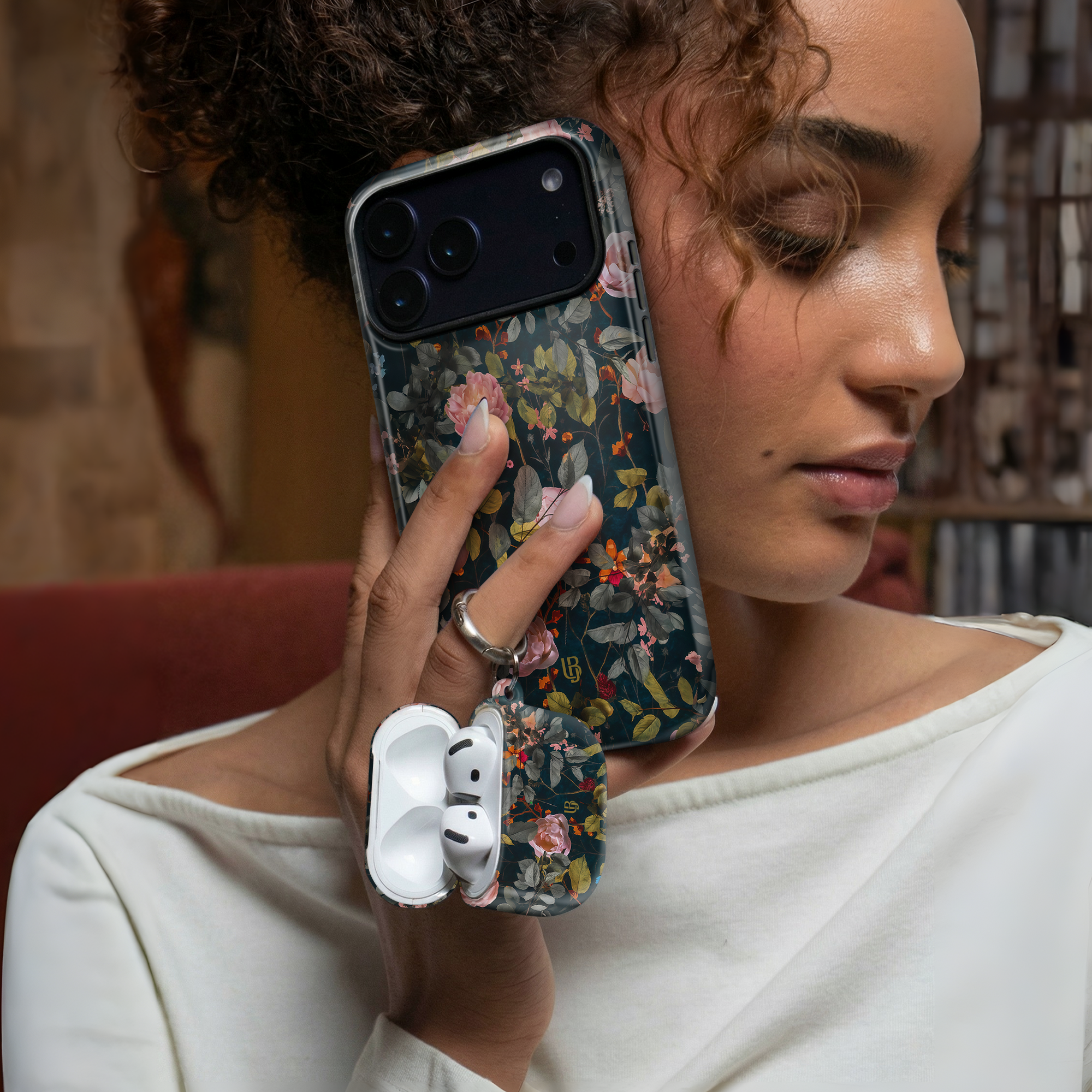 Secret Garden Ultrabling AirPods case detail view