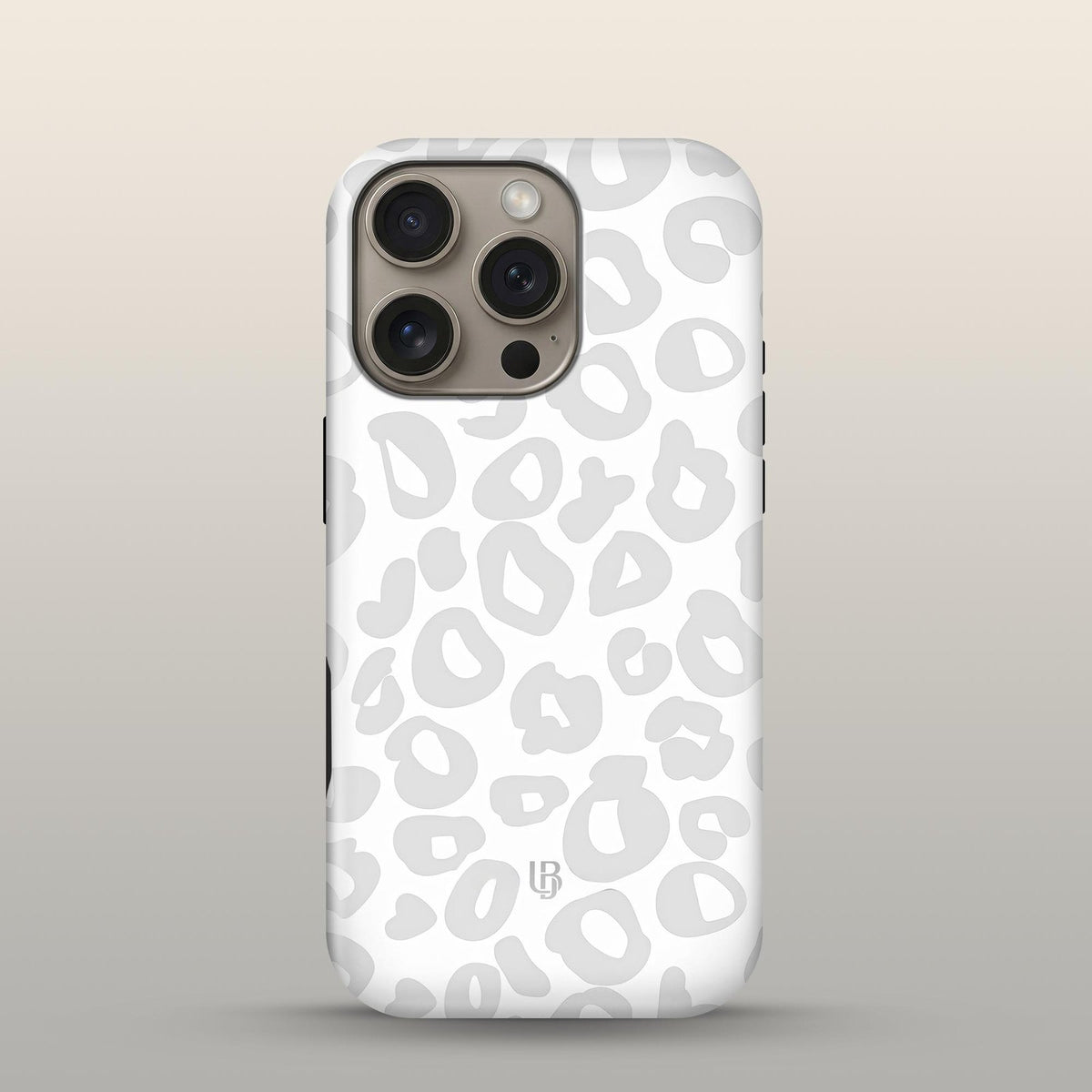 Ivory Leopard Ultrabling eclipse case front view