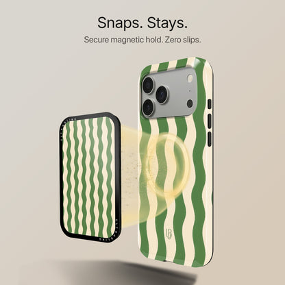 Pistachio Wave - MagSafe Wallet