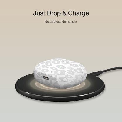 Ivory Leopard - AirPods Case