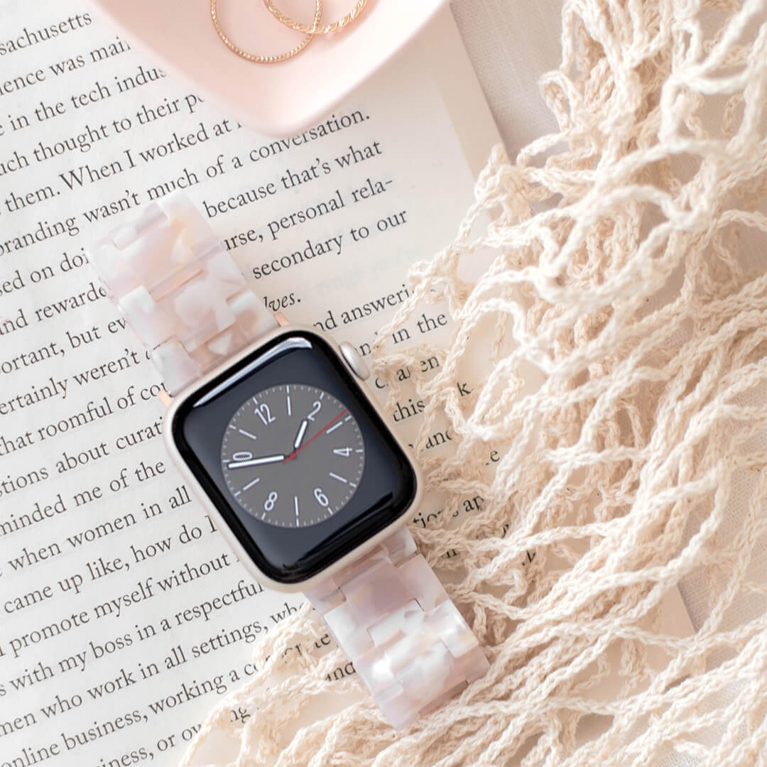 Rose Quartz Vienna Apple Watch Band
