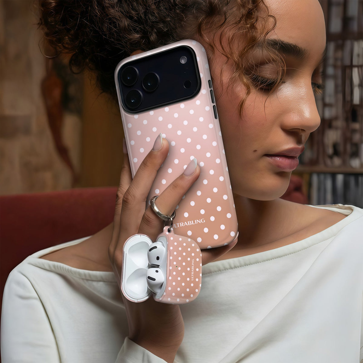 Powder Dot - AirPods Case