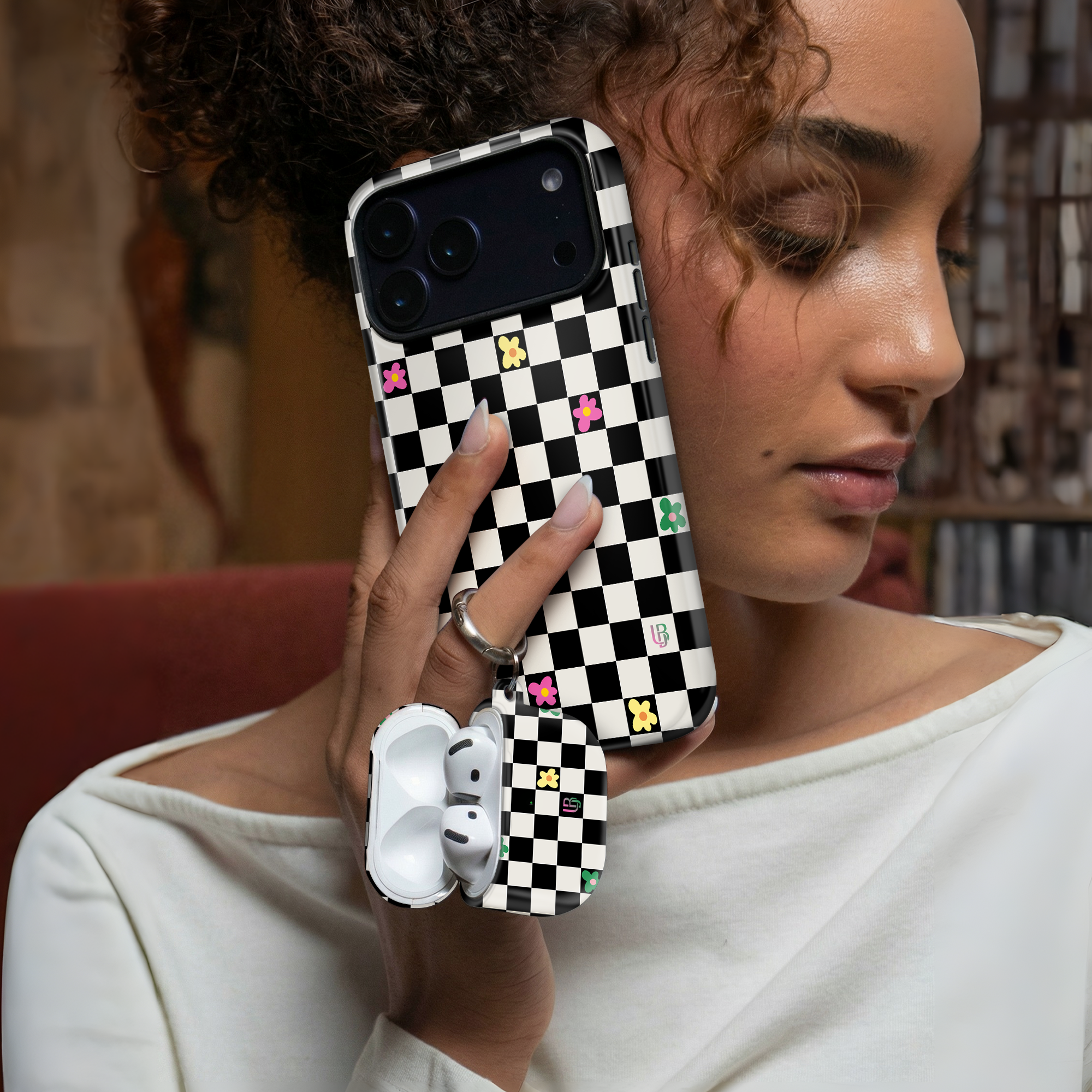 Retro Check Ultrabling AirPods case detail view